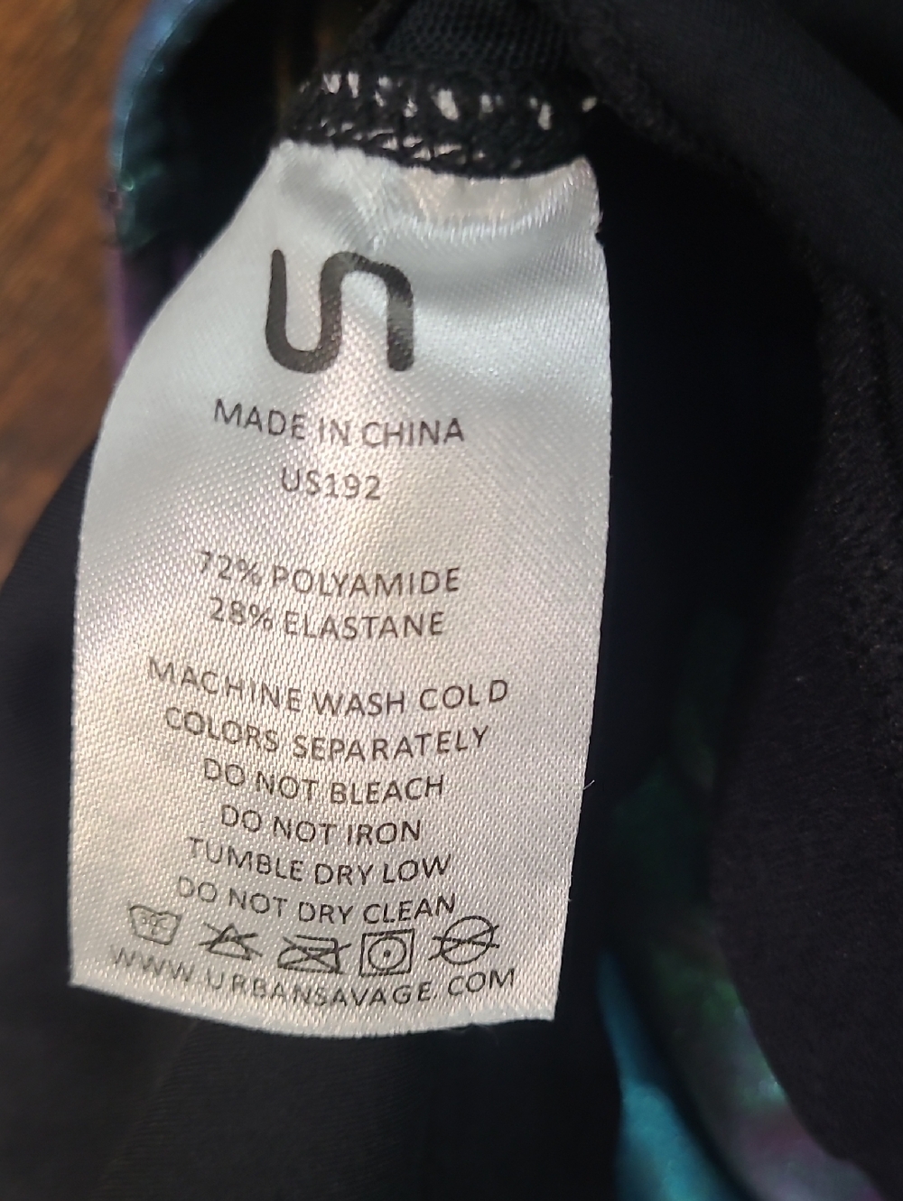 Urban Savage Black  Mermaid Pocket Sports Bra - Small - Picture 5 of 5